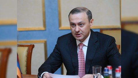Qriqoryan Brüsseldə üçtərəfli görüşü müzakirə edəcək