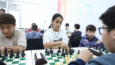 Bakıda yeni şahmat klubu açıldı