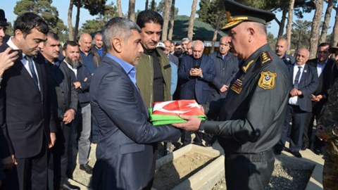 Kərim Vəliyev generalın dəfnində iştirak etdi - FOTOLAR