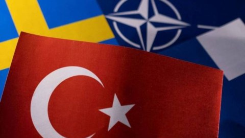 Türkiyə ilin sonunadək İsveçin NATO-ya üzvlüyünə “hə” deyəcək