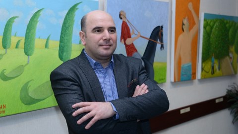 Soltan Soltanlı “Anlam” sərgisilə sənətsevərlərin görüşünə gəlir - FOTO