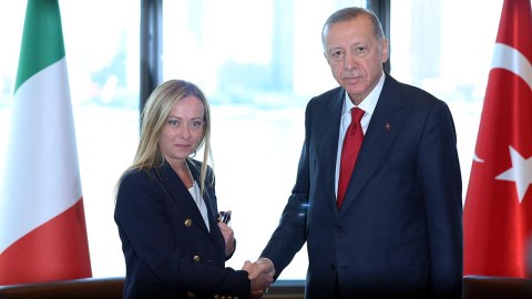 Ərdoğan İtaliya baş naziri ilə danışıqlar apardı