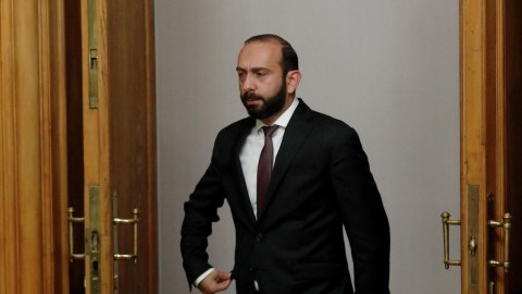 Mirzoyan Leyenin müavini ilə görüşdü