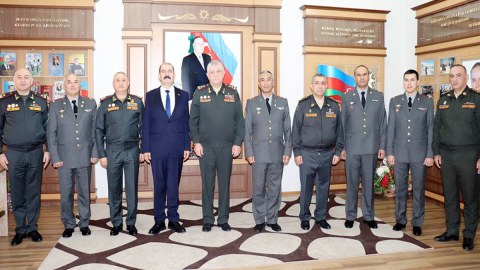 Azərbaycanla Özbəkistan arasında hərbi təhsil müzakirə olundu