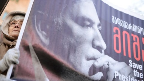 Saakaşvilinin azadlığa buraxılması müzakirə edilmir
