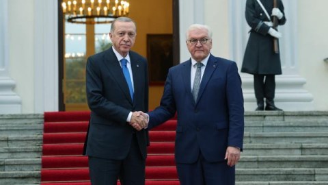Ərdoğan alman həmkarı ilə Qəzzanı müzakirə etdi 
