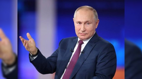Putin cinsi azlıqlardan danışdı
