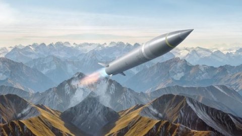 ABŞ yeni raketini sınaqdan keçirdi 
