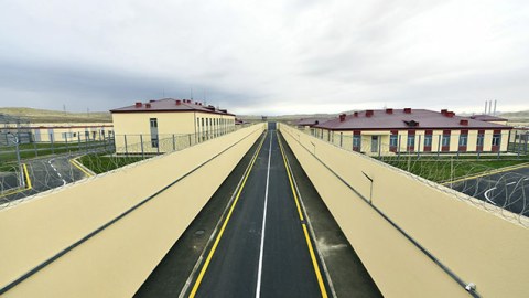 Yaxın günlərdə Umbakıya 1300 məhkum köçürüləcək
