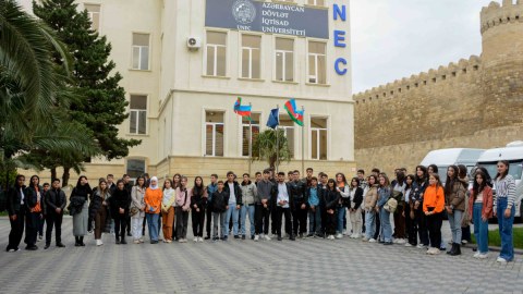 Ağcabədi, Kürdəmir və Zərdabdan olan abituriyentlər UNEC-də olublar - FOTOLAR