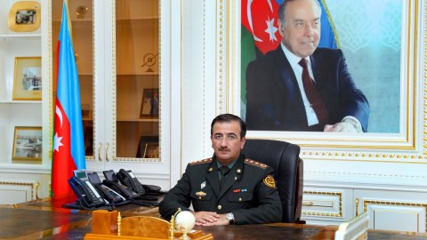Prezident xidmət rəisinə 