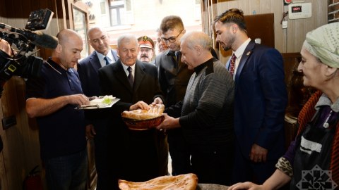İraq Prezidenti İçərişəhərdə - FOTOLAR