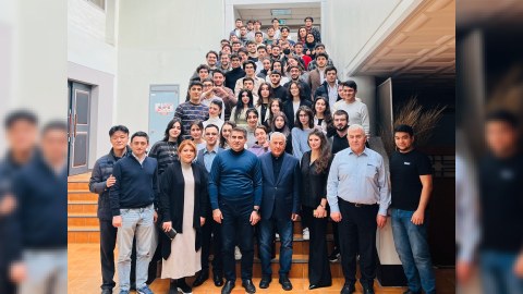 BMU-nun rektoru Koreyada təhsil alan tələbələrlə görüşdü - FOTO