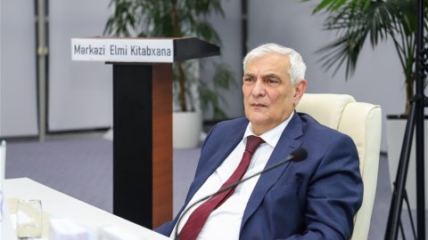 Kamal Abdullanın kitabının təqdimatı keçirildi - FOTO