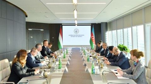 Mikayıl Cabbarov Peter Siyarto ilə görüşüb - FOTO