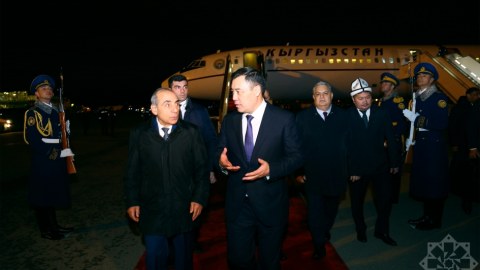 Sadır Japarov da ölkəmizə GƏLDİ