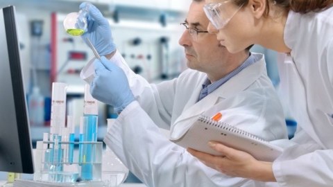 Ailə qurmaq istəyən cütlüklərə çağırış - Genetik testdən keçin