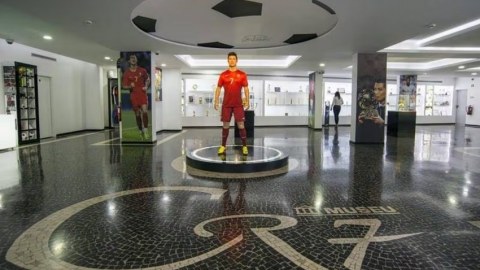 Kriştiano Ronaldonun muzeyi AÇILDI