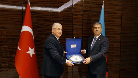 Azərbaycan və Türkiyə müdafiə nazirləri görüşdü - FOTO