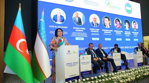 Azərbaycan - Özbəkistan QHT-lərinin panel müzakirələri 