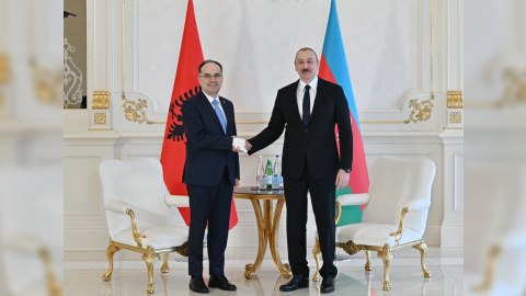 İlham Əliyev albaniyalı həmkarını təbrik etdi
