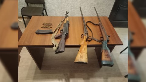 Ötən gün 20 ov tüfəngi polisə təhvil verildi