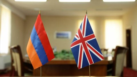 Ermənistan və Britaniya Müdafiə Nazirlikləri arasında ƏMƏKDAŞLIQ