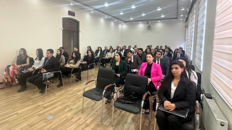 Vəkilliyə namizədlərə təlimlər keçirilir - FOTO