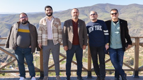 Tanınmış yazarları Şuşa və Laçına apardılar - VİDEO
