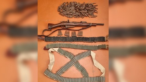 "Karabin" və 412 ədəd patronu polisə təhvil verdilər