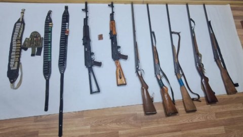 Lerikdə dağın yamacından silah-sursat aşkarlandı - FOTO