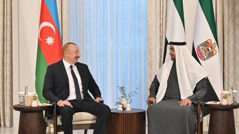 Əl Nəhyan Azərbaycana dəvət edildi 