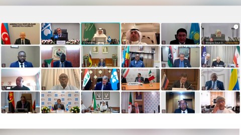 Azərbaycan gündəlik nə qədər neft hasil edəcək?