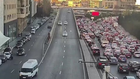 Hazırda tıxac olan yolların SİYAHISI