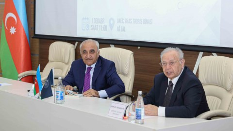 Həsən Həsənov UNEC-də Heydər Əliyev bağlı xatirələrini bölüşdü - FOTO