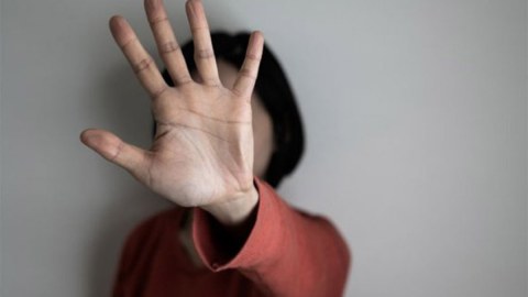 Anasının döydüyü qız reabilitasiya şöbəsinə YERLƏŞDİRİLDİ