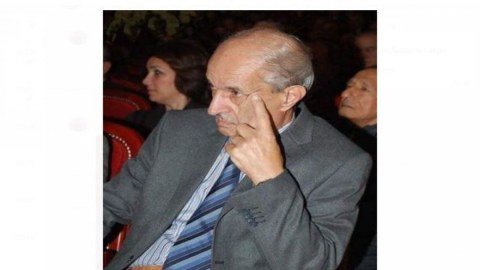 Tanınmış jurnalist vəfat etdi 