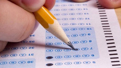 Xaricdə oxuyanlar imtahan verdi - YENİLƏNİB