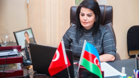 Monitorinq Mərkəzinin direktoru saytlara çağırış etdi