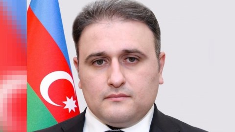 Yeni nazir aparat rəhbərini işdən ÇIXARDI