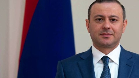 Qriqoryan ABŞ müdafiə nazirinin müavini ilə müzakirə apardı