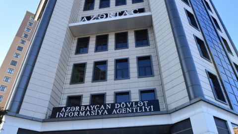 AZƏRTAC-ın əməkdaşı Yeni Kaledoniyada saxlanıldı - Ölkədən çıxarıldı