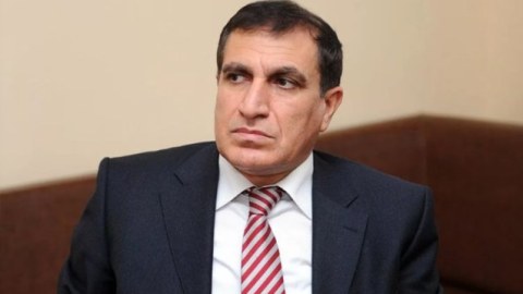 Əjdər Ol şikayətini geri götürdü
