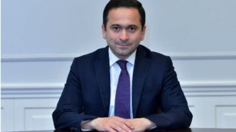 Elm və Təhsil Nazirliyində dəyişiklik - Cəsarət Valehovu O ƏVƏZLƏDİ