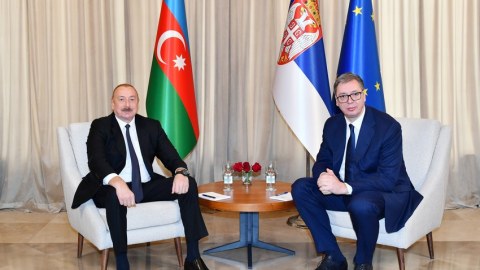 İlham Əliyev Serbiya Prezidenti ilə təkbətək görüşdü