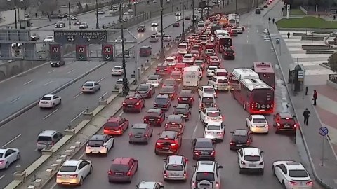 Bakının əsas yollarında TIXAC var