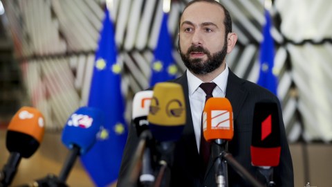 Azərbaycanla münasibətlərin normallaşmasına dəstəyinə görə Aİ-yə minnətdarıq - Mirzoyan