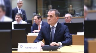 Ceyhun Bayramov XİN başçılarının görüşündə çıxış etdi