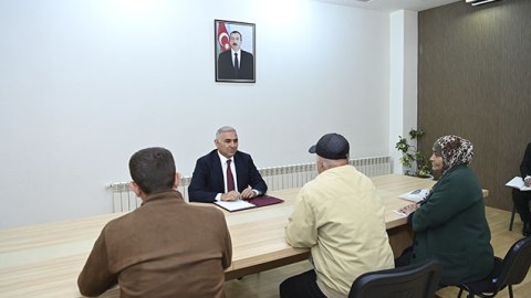 Vüqar Əhmədov Lənkəranda vətəndaşları qəbul etdi