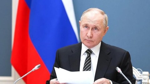 Rusiya və Belarus hərbçiləri birgə hazırlayacaq - Putin TƏSDİQLƏDİ